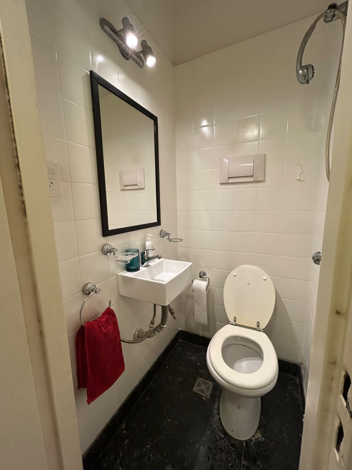 Alquiler de departamento de 4 ambientes y 3 dormitorios en Juramento, foto 14
